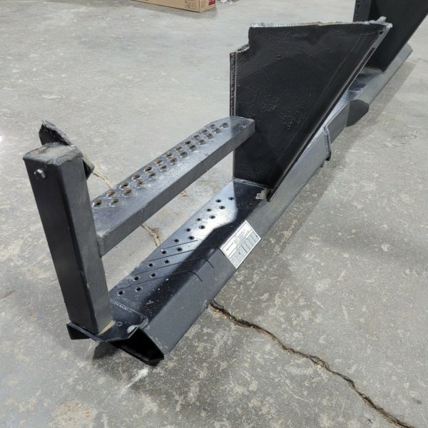 Utility Trailer Rear Impact Guard, Horizontal ICC Bumper, Standard 7", Dock Lock Notch w/Step Weld-On (04-1900-0-124) - Image 3