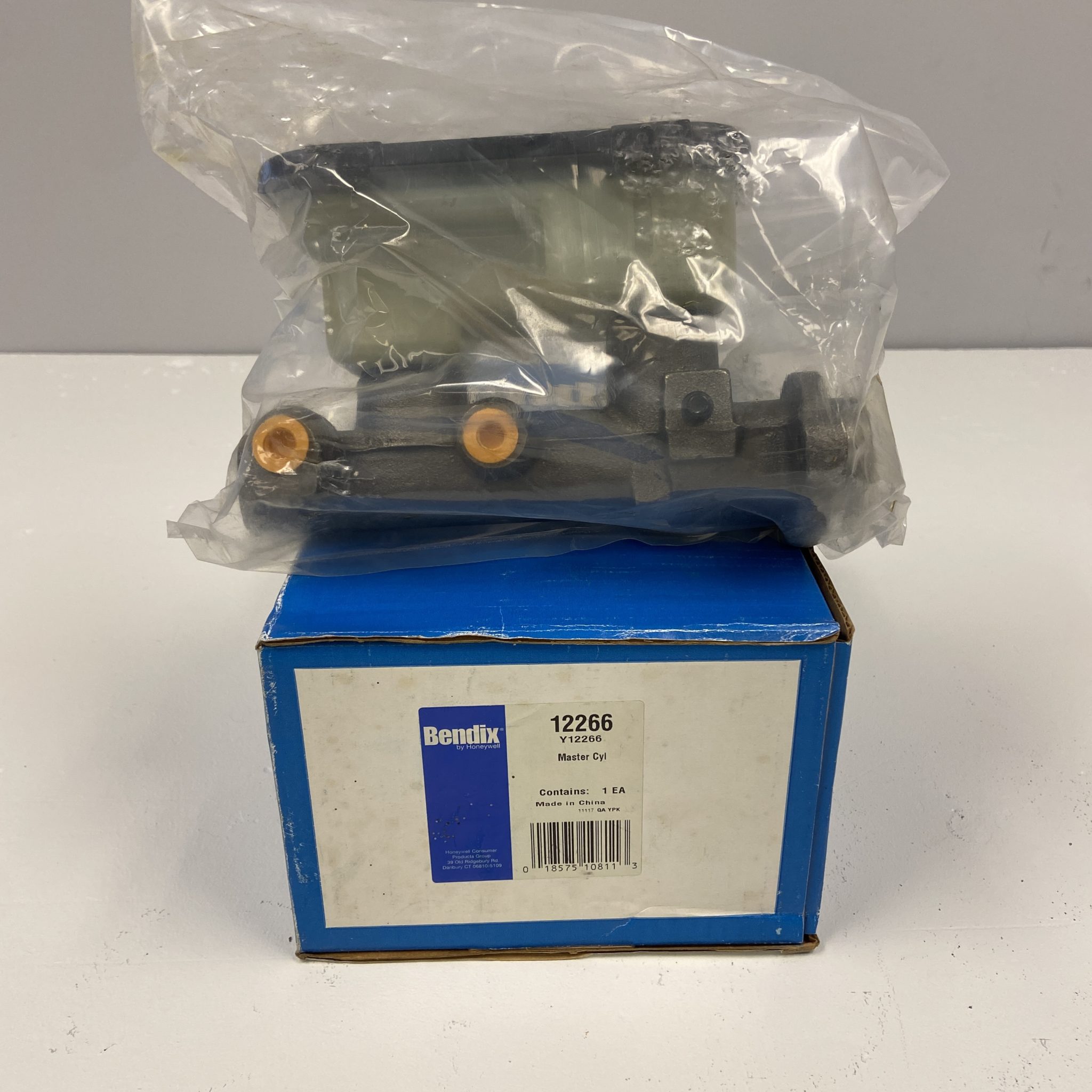 Bendix 12266 Brake Master Cylinder PIF Parts