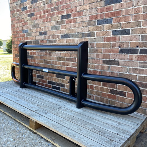 Freightliner Cascadia Grille Guard, Black Powder Coated w/ Bracket Kit(2008 - 2016) - Image 3