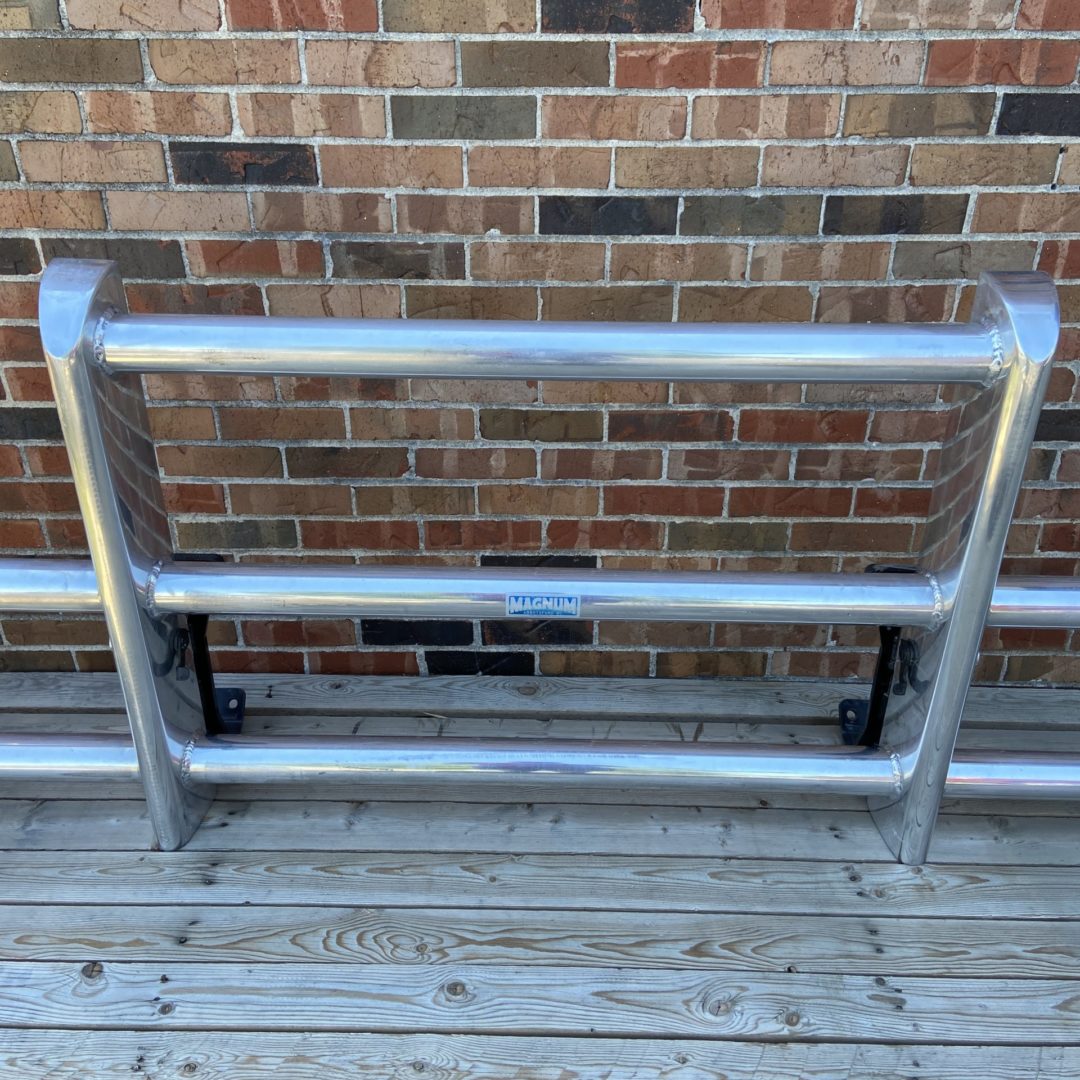 Peterbilt 388 Grille Guard, Front Bumper, Polished (Peterbilt 389)(Magnum 17146)(2007 - Current)(USED) - Image 6