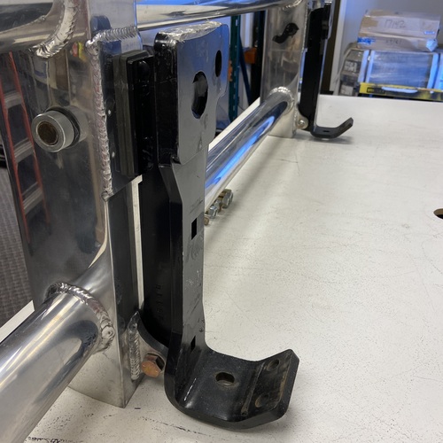 Peterbilt 388 Grille Guard, Front Bumper, Polished (Peterbilt 389)(Magnum 17146)(2007 - Current)(USED) - Image 9