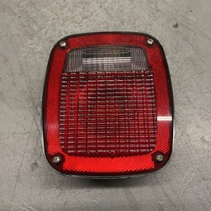 Grote 5371 Brake Reverse Turn Taillight for Ford (FC4B-13405-AA)