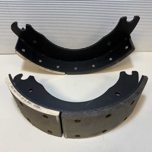 15" x 4" 1308QS Brake Shoe Kit, 23K Single Web Front w/ Hardware, Neobrake, Reman - Image 2