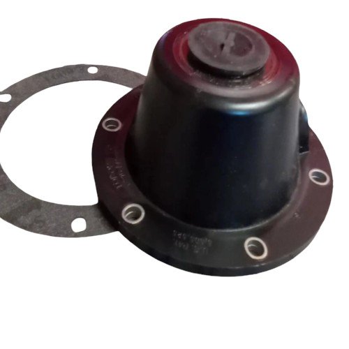 International 1695989C91 Hub Cap Center, Oil Seal
