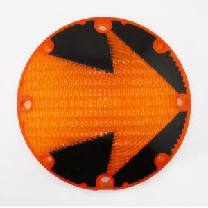 International 92820600 Turn Signal Lens, Amber w/Arrow (Weldon 1002-0000-20)