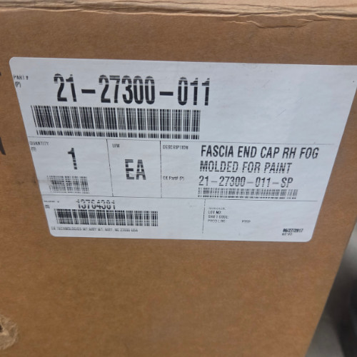 Freightliner 21-27300-011 Fascia End Cap RH Fog (Coke Red) (Genuine) - Image 2