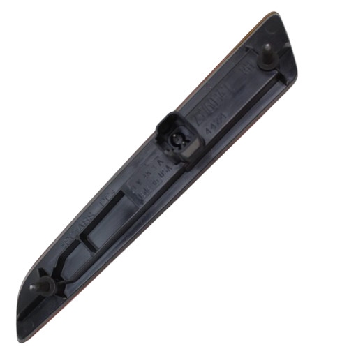 Volvo 23760347 Hood Marker Light RH (Genuine)