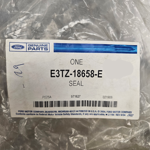 Ford E3TZ-18658-E Heater Core Seal (Genuine) - Image 2